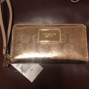 Michael Kors Wallet/Wristlet